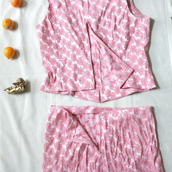 Vintage pink floral two piece skirt and sleeveless top set - Picture 7 of 7